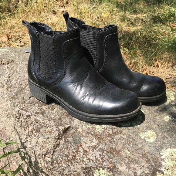 eastland chelsea boot